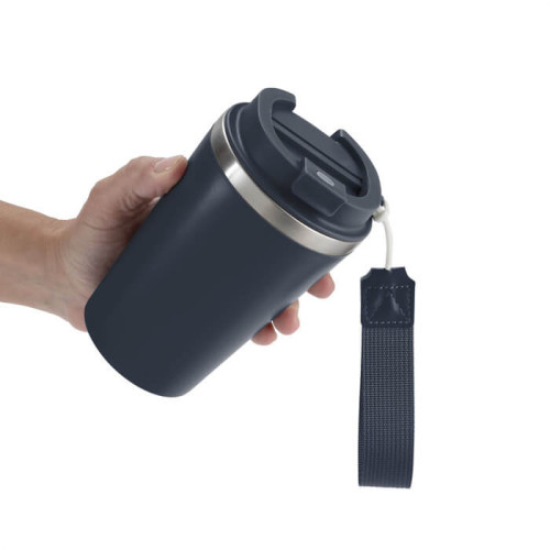 mug con asa colgante